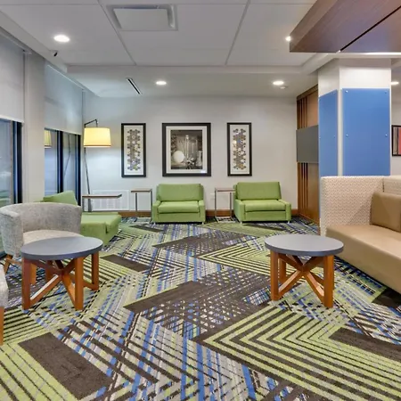 Holiday Inn Express & Suites Fort Worth North - Northlake By Ihg