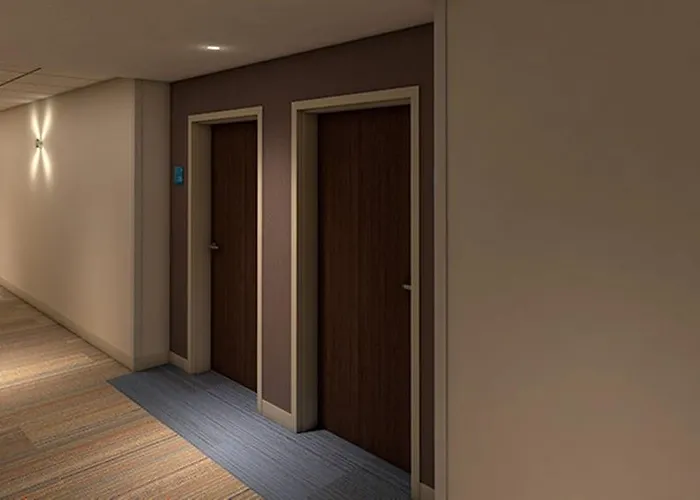 Express & Worth North - Northlake By Ihg Hotel