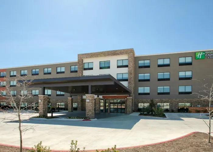 Express & Worth North - Northlake By Ihg Hotel