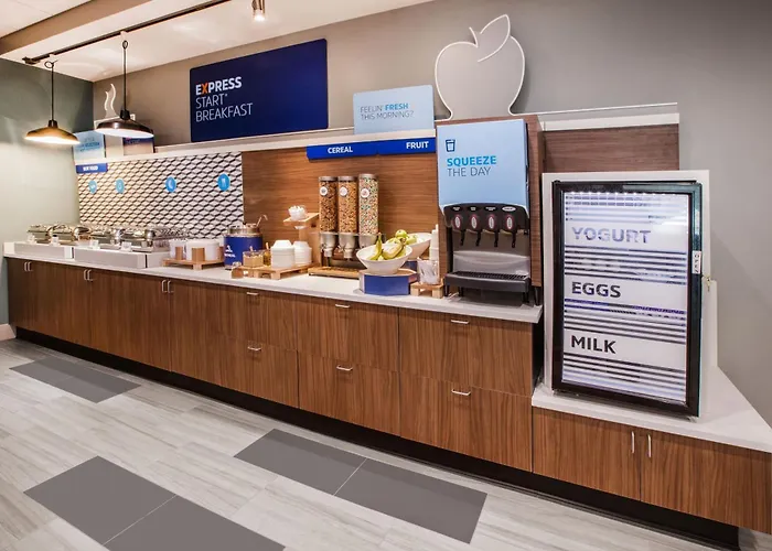 Hotel Express & Worth North - Northlake By Ihg