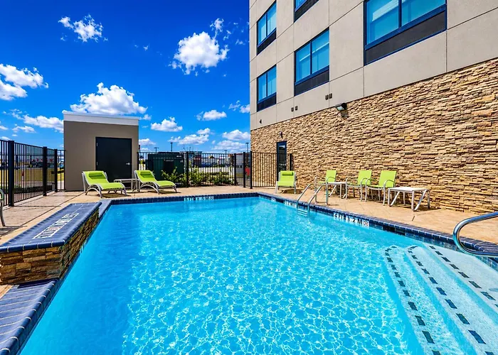 Hotel Express & Worth North - Northlake By Ihg 3*