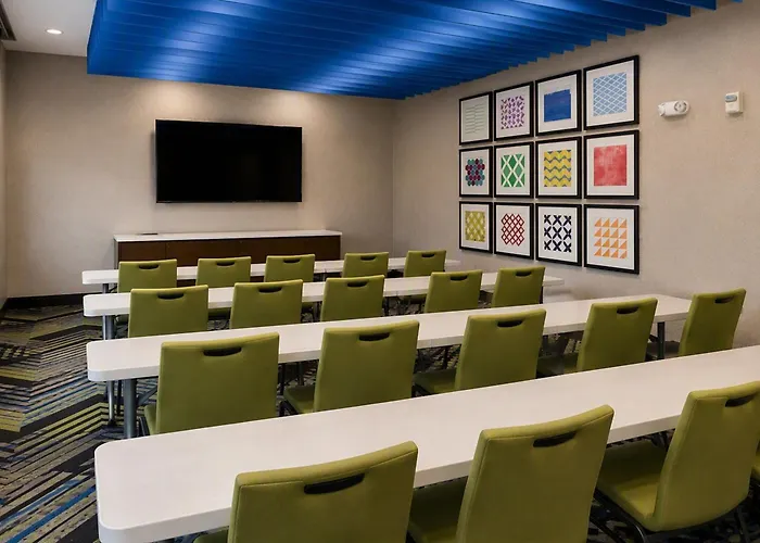 Express & Worth North - Northlake By Ihg 3*
