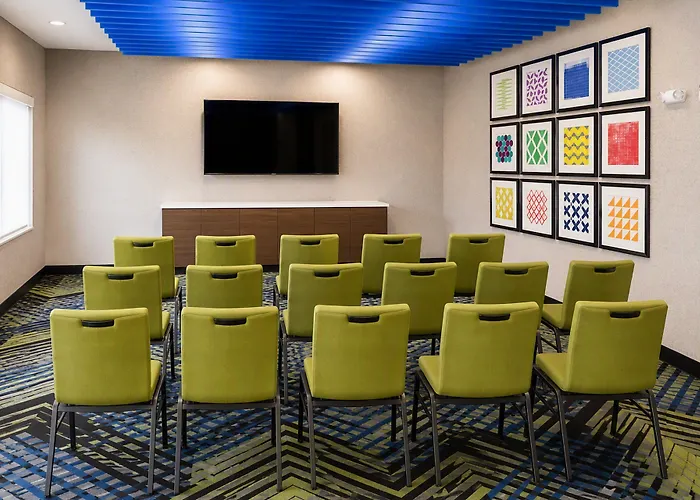 Express & Worth North - Northlake By Ihg