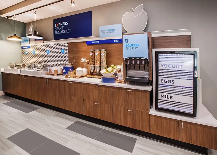 Express & Worth North - Northlake By Ihg Hotel